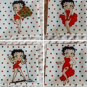 Betty Boop Red and Black Polka Dot Wall Art Set